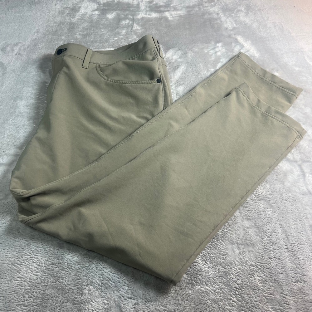 Public Rec Mens 40/32 Work to Play Pants Khaki Beige Stretch Performance